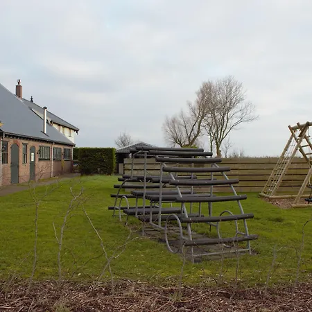 De Flevohoeve * Oudesluis (North Holland)