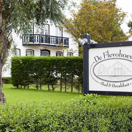 Apartment De Flevohoeve Oudesluis (North Holland)