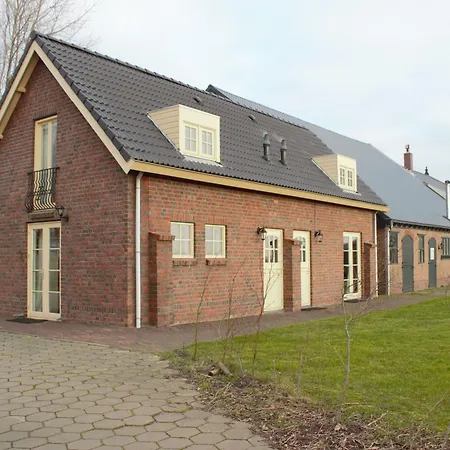 De Flevohoeve Oudesluis (North Holland)